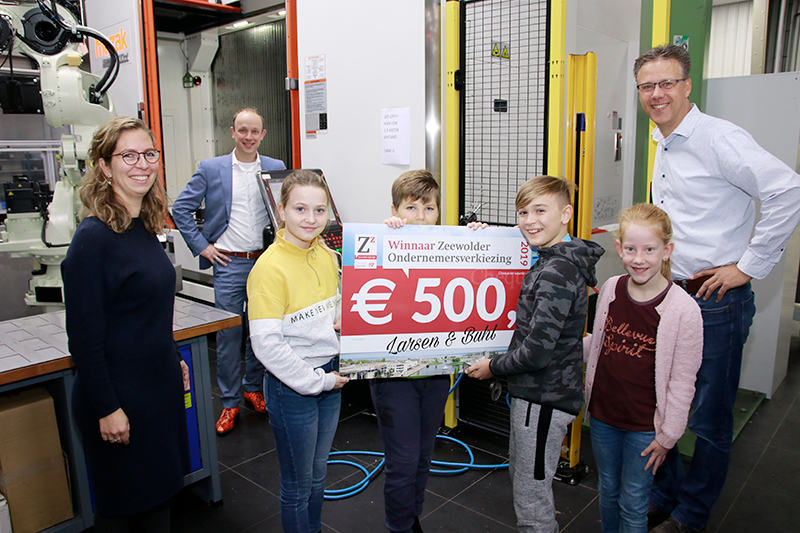 Larsen & Buhl doneert aan LEGO-project basisschool Het Mozaïek